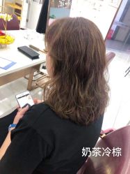-镁连社·美联社