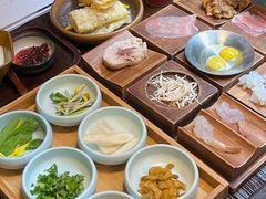 -银米·云南传统过桥米线(双廊黑金冠店)