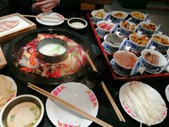 -重庆古老火锅