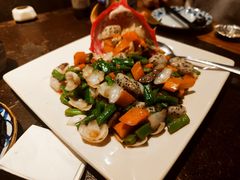 火龙果百合炒牛柳-上楼私房菜(院士路店)