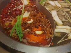 -沸炉重庆老火锅(军事博物馆店)