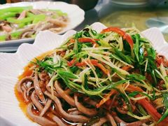 -洪霞餐馆