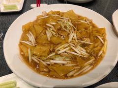 -凤凰园烤鸭店·唐山菜·传承花椒肉(老唐丰路店)