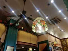 -玛格萝妮比萨屋(四平店)