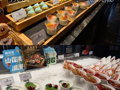 -雍容荟帝王蟹活龙虾展台自助(IFS黑金店)