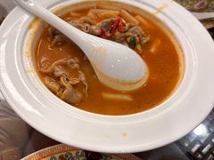 藕带酸汤肥牛-烤肉季饭庄