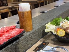 -呷哺呷哺(新世界百货望京店)