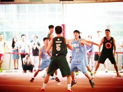 -洛克公园·篮球·足球·羽毛球(莘庄店)