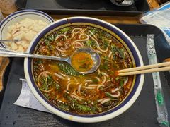 -云阿蛮云南生烫牛肉米线(奉贤路店)