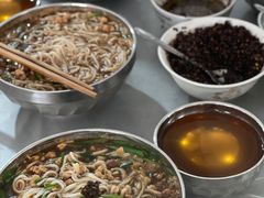 -正宗杨记普洱酸醋米线(总店)