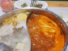 -浪里寻·臻牛养生牛肉火锅(方圆荟店)