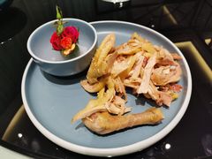 盐焗手撕鸡-尚一汤·粤菜海鲜(环球港店)