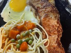 -豪客来牛排(空港华联店)