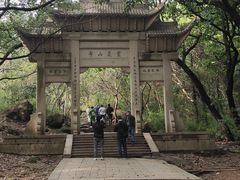 -灵岩山风景区