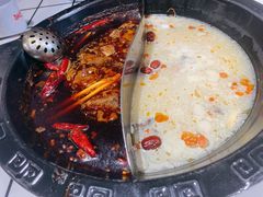 -卤校长重庆火锅(恒隆广场店)