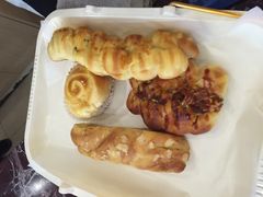 -苹果花园(龙漕路店)