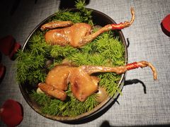 -弦月窗LUNETTE BY AMANDA(复兴路店)