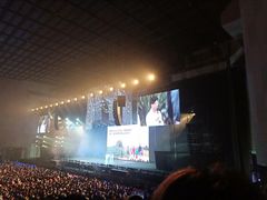 右侧-成都金融城演艺中心