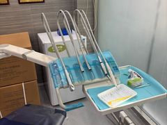 -上海仁爱医院口腔科 · 种植