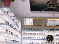 -潘多拉眼镜·蔡司依视路明月(潘家园店)