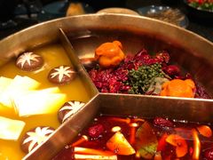 -湊湊火锅·茶憩(打浦桥日月光店)