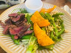 煎牛肉烤时蔬色拉-BAKER&SPICE(国金中心商场店)