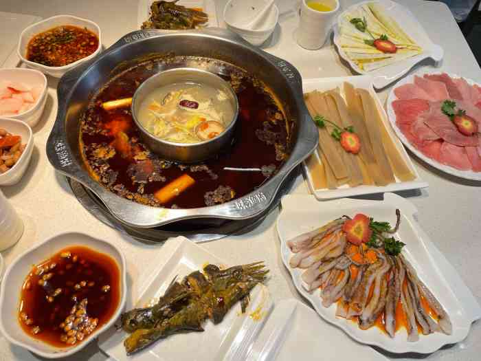 三味渔府(电视塔店)-"慕名而来,看到是汉中排名第一的鱼火锅,没.
