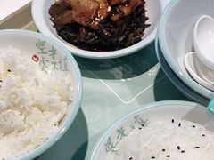 -老乡鸡(上海品尊国际中心店)