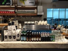 -The open life(万象城店)
