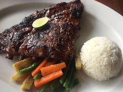 -Pundi Pundi Restaurant