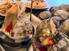 -围炉肉舍•炭烤活鳗•丹东海鲜烤肉(步行街店)