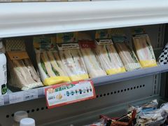 -全家便利店(南峰中心店)