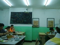 大堂-做了不起的80后