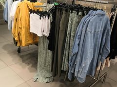 -H&M(鹏欣水游城店)