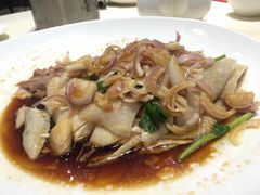 红葱头淋本地鸡-广东胜利宾馆西关粤中餐厅