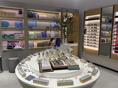 -博士眼镜(罗湖喜荟城店)