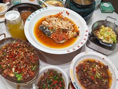 -湘当有饭剁椒鱼头(昆山招商花园城店)