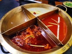 -沸炉重庆老火锅(军事博物馆店)