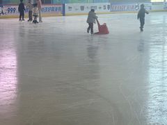 -冠军冰场CHAMPION RINK(凯德广场店)