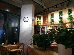 -袁记串串香(川师店)