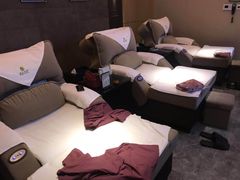 -金色印象·4K影院式足体养生(香榭里店)