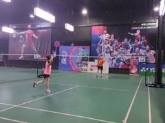 -尤尼克斯羽毛球主题馆