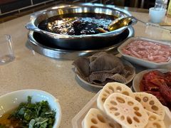 -九尺赵老四鲜鹅肠火锅