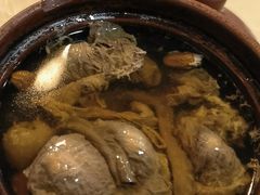 红枣杞子炖猪胎盘-华哥新鲜猪精品美食
