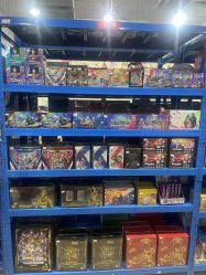 -逝水玩具折扣店