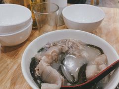 -雷祖芳老妈蹄花店