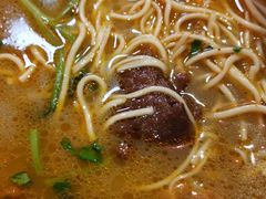 -金杨拉面王小吃面馆·牛三宝面·红烧牛肉粉