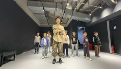 点击看大图 -CASTER跳舞俱乐部