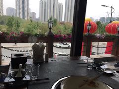 -大匠工房古船木艺术餐厅·猪肚鸡专门店(长白仙岛店)