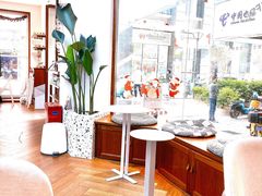 -Line 咖啡(石厦花园店)